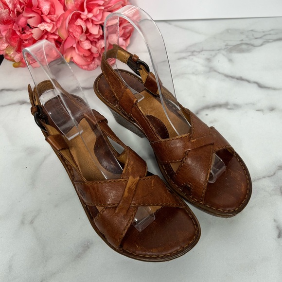 BORN ”Rubena” Wedge Slingback Sandal - Picture 1 of 9